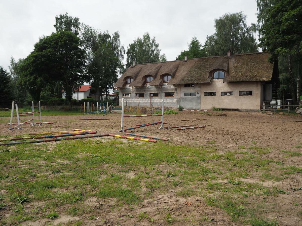 Stadnina Lekwica Exterior foto