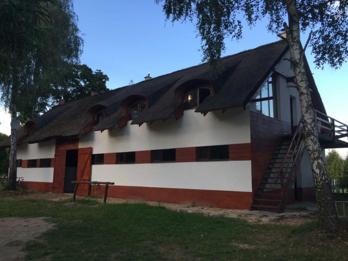 Stadnina Lekwica Exterior foto
